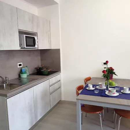 Carlo Apartment *